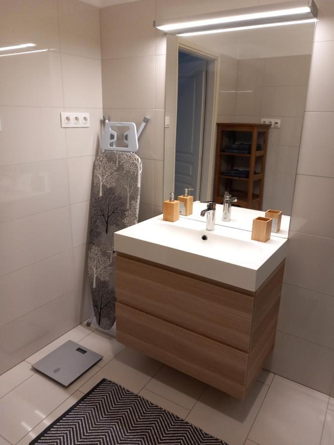 Korvin One Apartman Pápa Extérieur photo